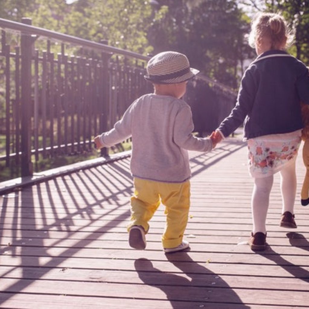 Apparently, 43% of adults spend less than ten minutes a day walking.  That’s nearly half of the UK who have a 60% higher risk of premature death compared with those who exercise regularly