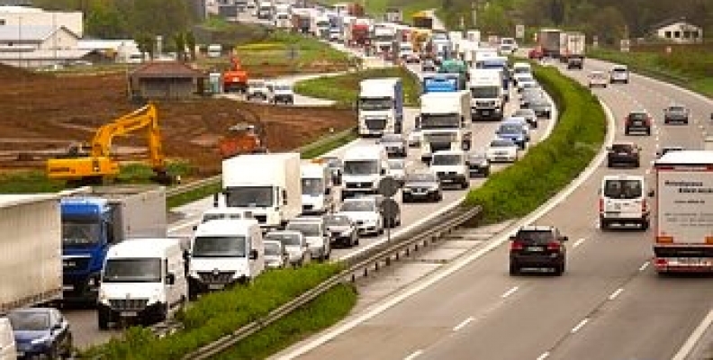 While your team commutes – my team are working! While your team commutes – my team are working!